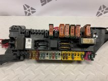 Блок предохранителей правый передний Mercedes-Benz GLE W166 2016 3.5 Дизель