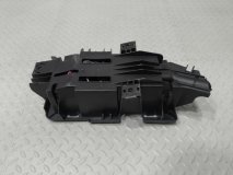 Блок предохранителей правый задний Mercedes-Benz GLS W166 2017 642826 Блок предохранителей правый задний Mercedes-Benz GLS W166 2017 642826