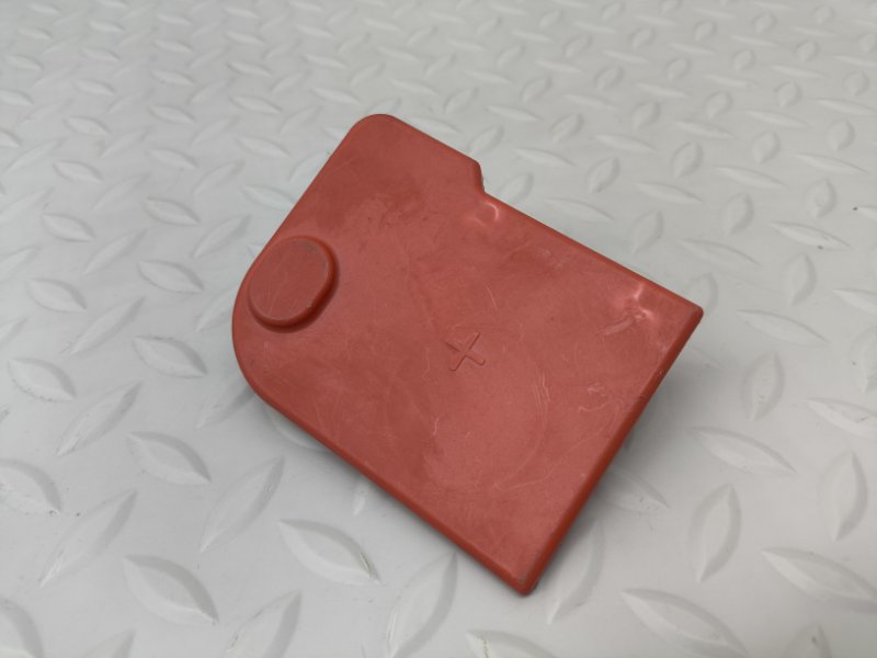 Крышка плюсового провода Mercedes-Benz GLE W167 / V167 654920 2022 (б/у)