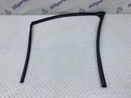 Уплотнительная резинка двери левая передняя Lexus UX 250H 2020 200/250H 2000CC 16-VALVE