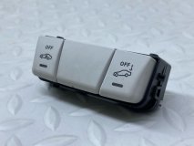 Кнопка аварийной сигнализации Mercedes-Benz GLE W166 2016 3.5 Дизель
