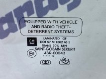 Стекло боковое правое переднее Cadillac STS 2005