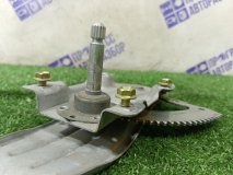 Стеклоподъемник левый задний Toyota Corolla Седан 2003 1.4 4ZZFE