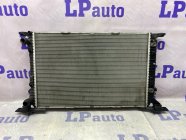 Радиатор охлаждения Audi A4 B8 2010 CDNC 2.0