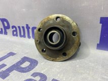 Ступица правая задняя Audi A5 8Т 2011 CDNC 2.0