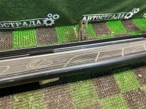 Подножка порог правая Lexus LX470 2000-2007 Подножка порог правая Lexus LX470 2000-2007