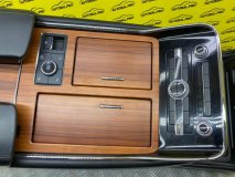 Консоль салона (центральная часть) передний Lincoln Navigator IV (2017-2025) 2019 3.5 i