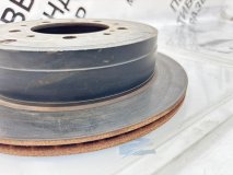 Диск тормозной задний Toyota Land Cruiser 200
