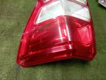 Стоп-сигнал правый задний Suzuki Escudo TD54