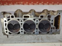 Головка блока цилиндров левая Ford Explorer 1998 4.0L YZB