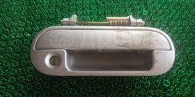 Ручка двери правая передняя Honda HR-V GH3 1999 D16A
