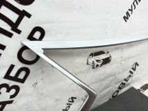 Молдинг решетки радиатора Lexus RX4