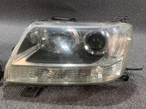 Фара ксеноновая Suzuki Escudo TA74V