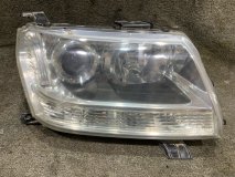 Фара ксеноновая правая Suzuki Escudo TA74V