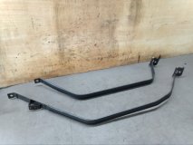 Крепление топливного бака LEXUS LX470 UZJ100 2004 2UZFE