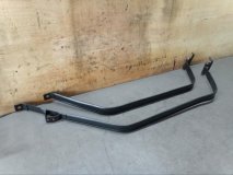 Крепление топливного бака LEXUS LX470 UZJ100 2004 2UZFE