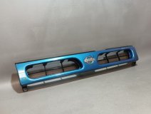 Решетка радиатора Nissan Mistral R20 1995 TD27T