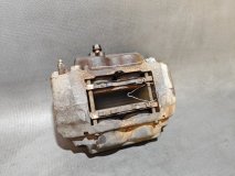 Суппорт тормозной левый передний Toyota Land Cruiser UZJ100L 2001 2UZFE