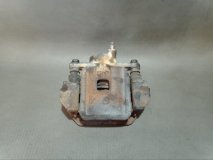 Суппорт тормозной левый задний Toyota Land Cruiser UZJ100L 2001 2UZFE