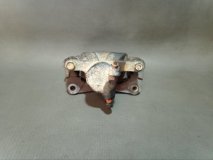 Суппорт тормозной правый задний Toyota Land Cruiser UZJ100L 2001 2UZFE