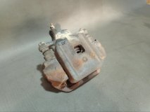 Суппорт тормозной правый задний Toyota Land Cruiser UZJ100L 2001 2UZFE