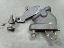 Механизм стояночного тормоза правый задний Toyota Land Cruiser UZJ100L 2001 2UZFE