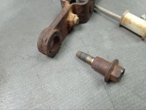 Трос стояночного тормоза задний Toyota Land Cruiser UZJ100L 2001 2UZFE