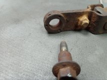 Трос стояночного тормоза задний Toyota Land Cruiser UZJ100L 2001 2UZFE