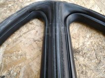 Уплотнитель двери водосток правый Mitsubishi Diamante F31A 1995 6G73