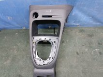 Консоль центральная Renault Kaptur RBA 2017 2.0 F4R410