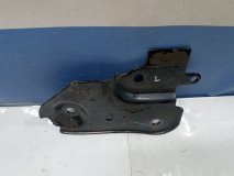 Кронштейн балки левый передний Renault Kaptur RBA 2017 2.0 F4R410