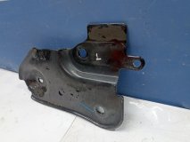 Кронштейн балки левый передний Renault Kaptur RBA 2017 2.0 F4R410