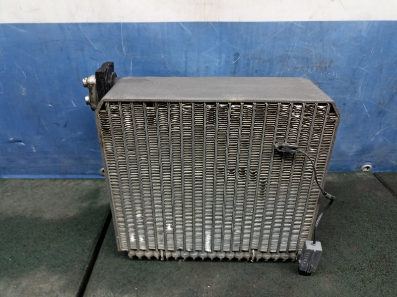 Испаритель кондиционера Hyundai Santa Fe 1 SM 2.7 G6BA 2002 (б/у)