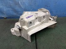 Кронштейн ДВС Skoda Octavia A7 2013>