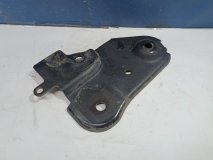 Кронштейн подрамника левый передний Renault Duster 1 HSA 2019 2.0 F4R410