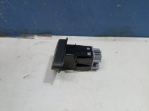 Кнопка блокировки дверей Renault Duster 1 HSA 2019 2.0 F4R410