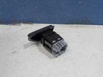 Кнопка блокировки дверей Renault Duster 1 HSA 2019 2.0 F4R410