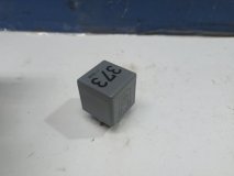 Реле Audi A6 4F2 2005 3.0 BBJ