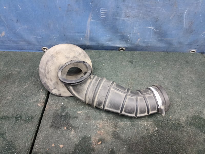 Патрубок воздушного фильтра Daewoo Nexia 2008 (б/у)