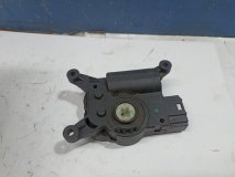 Моторчик заслонки печки Audi Q3 2014