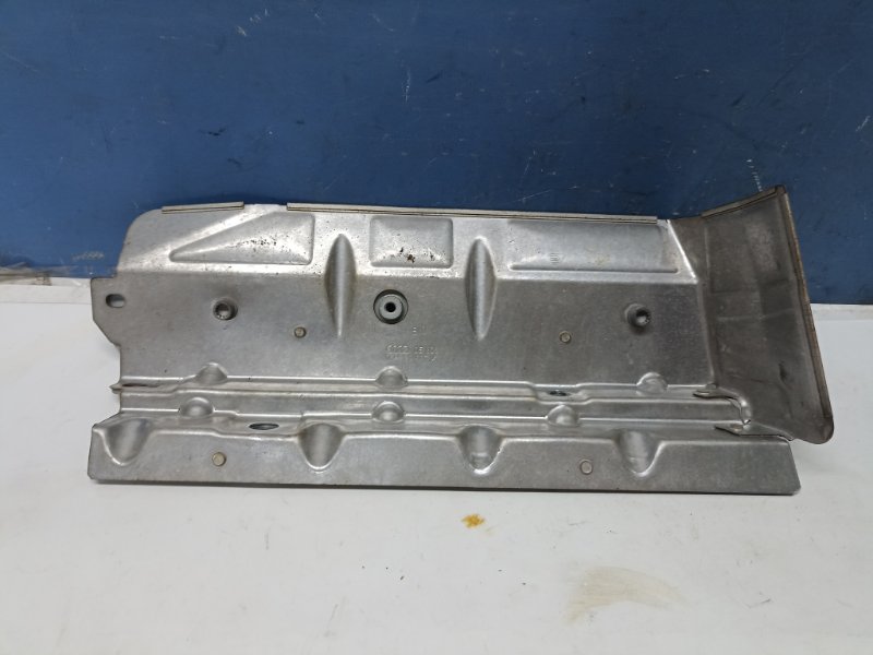 Тепловой экран Volkswagen Tiguan 5N1 2.0 CAW 2013 (б/у)