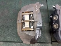 Суппорта тормозные передняя Lexus GS 3 GRS190 2012