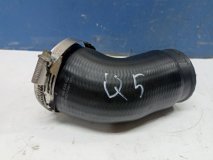 Патрубок интеркулера Audi Q5 8R 2013