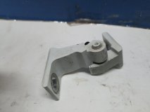 Петля двери Audi A4 B8 2007-2015