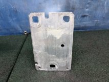 Кронштейн усилителя бампера правый передний Audi A4 B8 2012