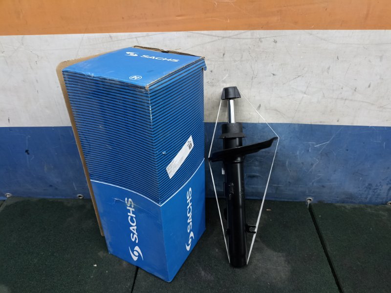 Амортизатор Nissan Qashqai J11 2014 перед. прав.