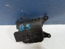 Моторчик заслонки печки Audi Q3 8UB