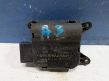Моторчик заслонки печки Audi A3 8PA 2004-2013