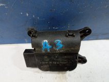 Моторчик заслонки печки Audi A3 8PA 2004-2013