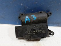 Моторчик заслонки печки Audi A3 8PA 2004-2013
